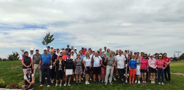 Teilnehmerfeld beim Preis des Präsidenten des Golfclub Halle 2023